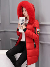 Casaco Feminino Para Inverno com Capuz e Gola Parka Elegante