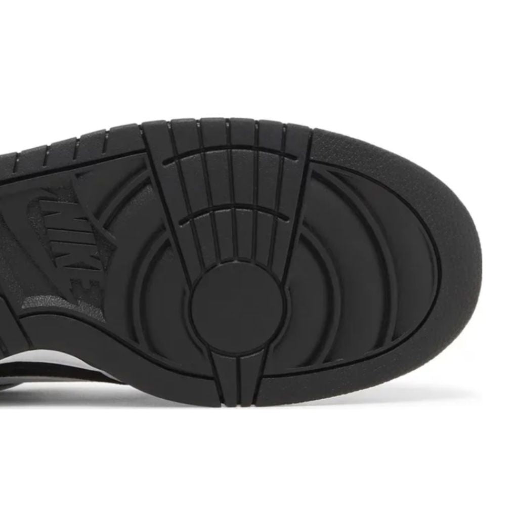 Tênis Nike Dunk Low Jumbo Panda Reverse Tênis Nike Dunk Low Jumbo Panda Reverse Dm Stores 