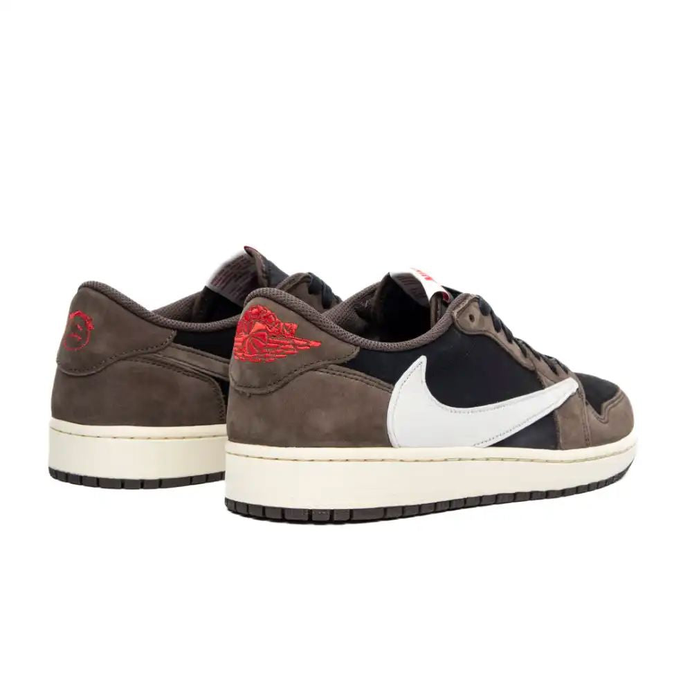 Travis Scott x Air Jordan 1 Low Retro SP Dark Mocha Tênis Nike Jordan 1 Low Archaeo Brown Dm Stores 